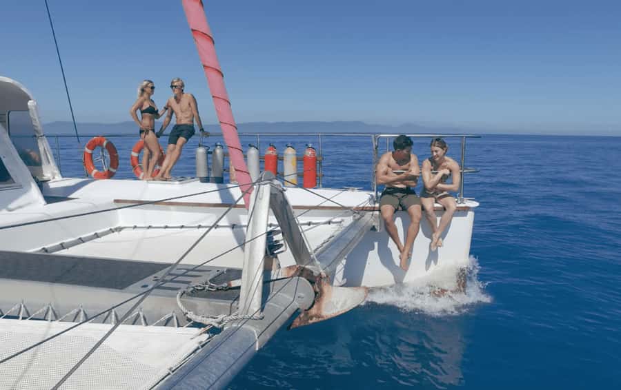 Cairns: Great Barrier Reef Snorkeling Tour with Lunch - Why Upolu Reef makes a good day from Cairns