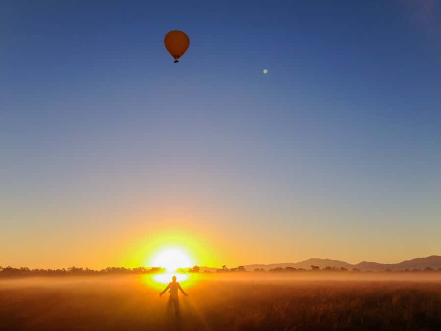 Cairns: Hot Air Balloon Flight with Transfers - What the balloon flight feels like