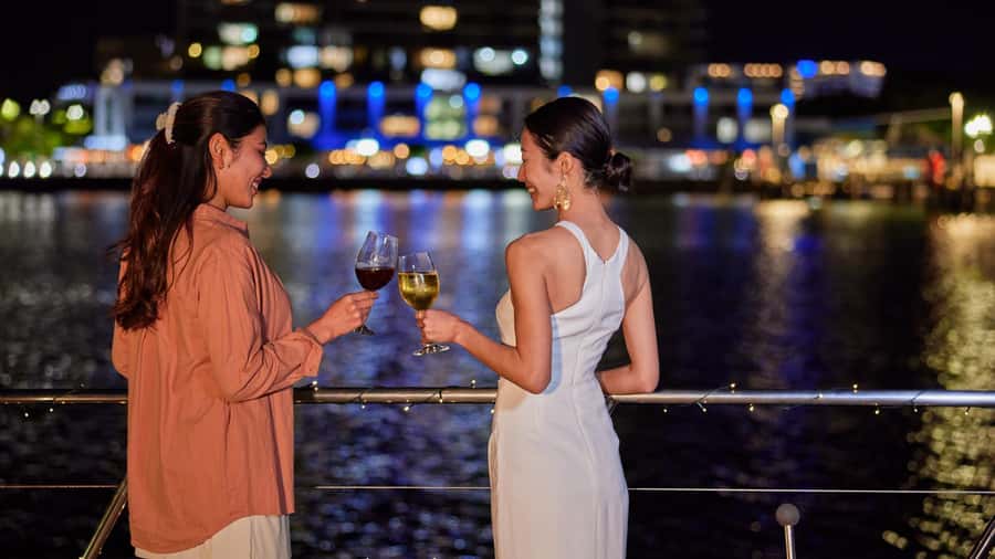 Cairns: Spirit of Cairns Dinner Cruise - Leaving Cairns Marlin Marina at 6:30pm