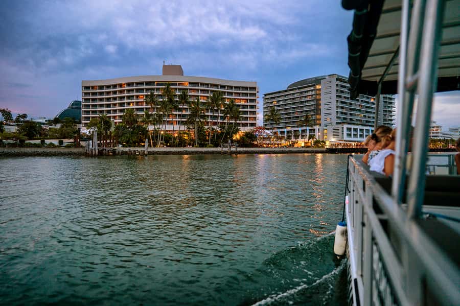 Cairns: Sunset River Cruise with Snack and Drinks - Why this Cairns cruise works so well at sunset