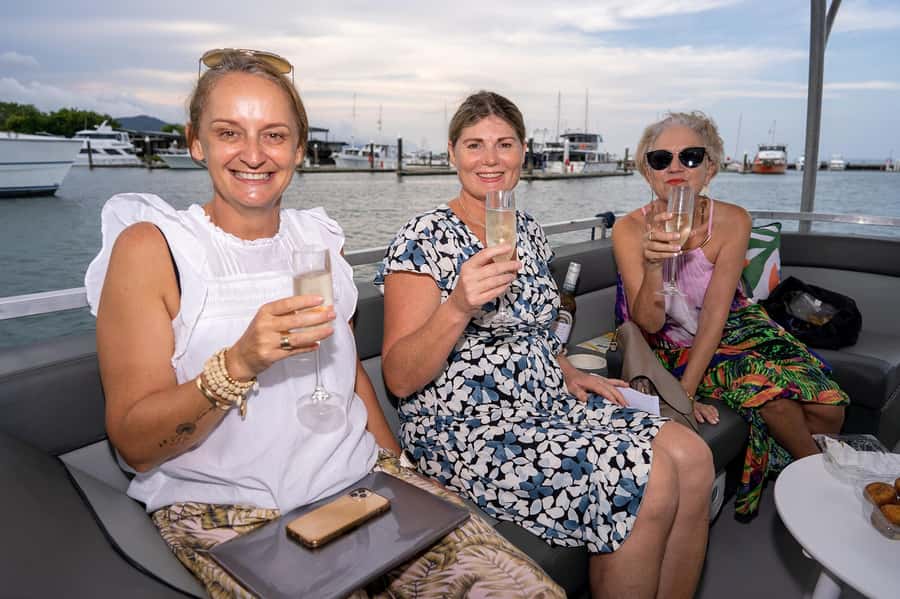 Cairns: Sunset River Cruise with Snack and Drinks - Who should book this experience