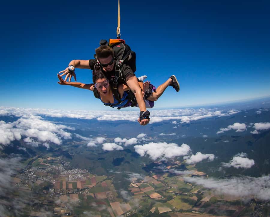Cairns: Tandem Skydive Experience - The jump itself, from aircraft door to landing