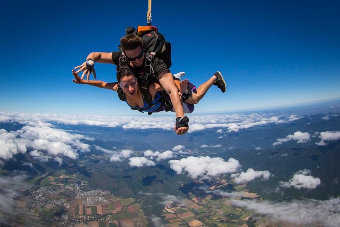 Cairns: Tandem Skydive Experience over Reef & Rainforest - Free-fall is the real centerpiece