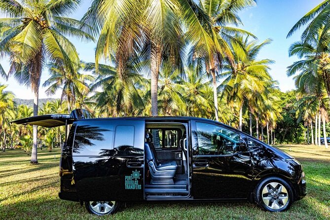Cairns to Port Douglas ONE WAY Private Transfer 6 pax - The 90-minute drive to Port Douglas