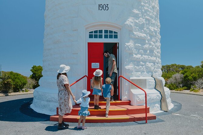 Cape Naturaliste Lighthouse Fully-guided Tour - Timing the tour around a day near Dunsborough