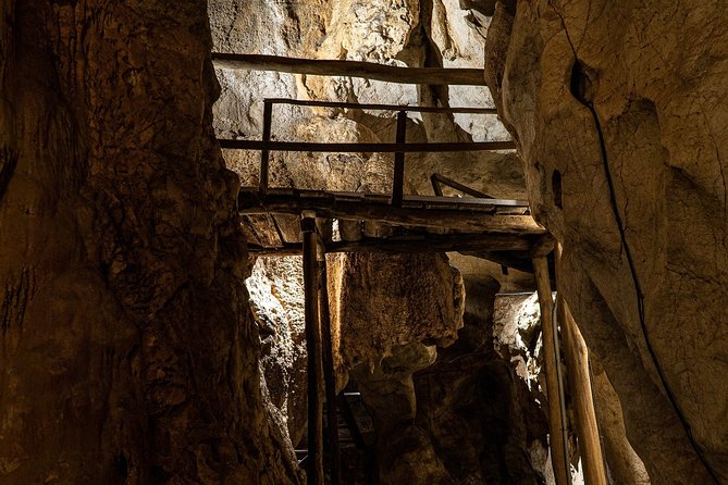 Capricorn Caves Cathedral Cave Tour - Who will enjoy this Cathedral Cave tour