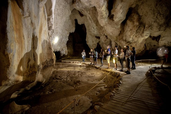 Chillagoe Caves and Outback Day Trip from Cairns - Coffee, tropical produce and a gentler start