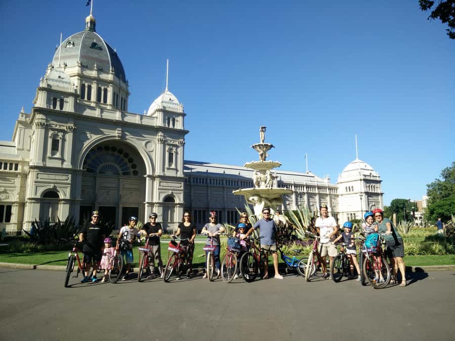 Classic Melbourne Bike tour - Meeting Blue Tongue Bikes near Federation Square