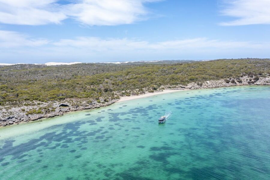 Coffin Bay: Oyster Farm Boat Tour with Wading & 12 Oysters - Brother’s Island and the return route