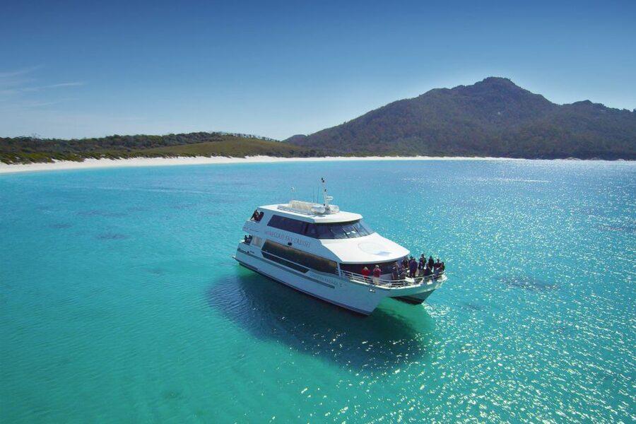 Coles Bay: Wineglass Bay Adults-Only Cruise with Lunch - Motion sickness, weather, and practical comfort