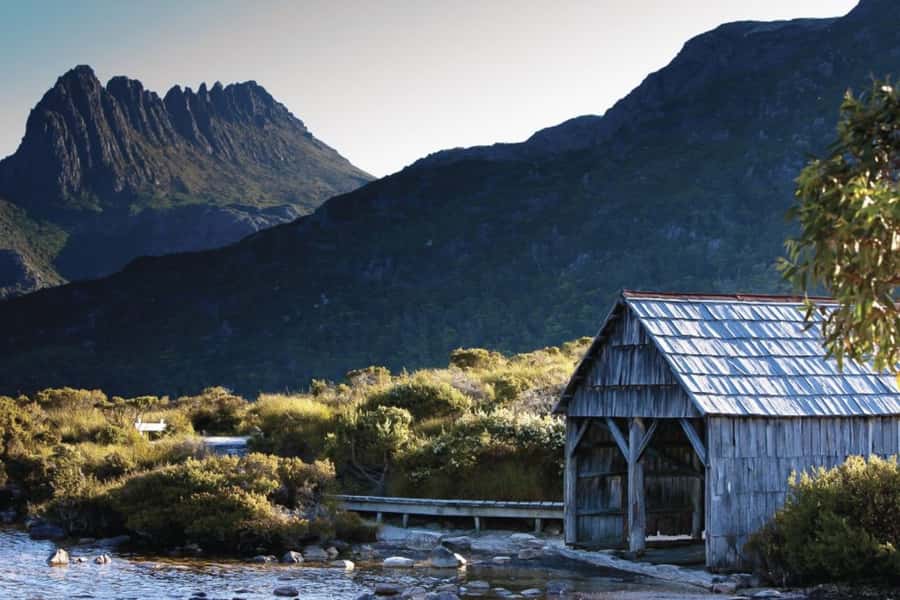 Cradle Mountain: Day Trip from Launceston with Lunch - Dove Lake, Glacier Rock, and the Boat Shed