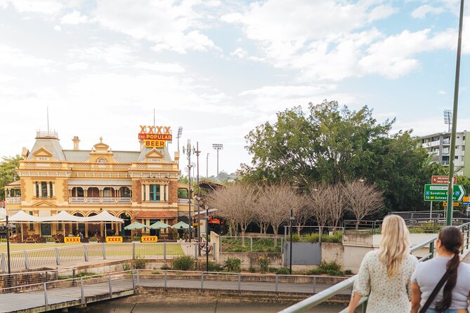 Cruise to Lunch Package: 10:30am – 2pm (3.5hr) - Returning to Brisbane by boat