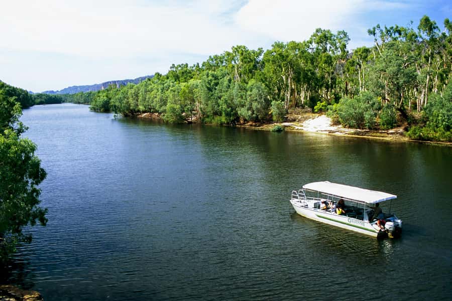 Darwin: 4-Day Kakadu Katherine Gorge Cultural Experience - Who gets the best value from this tour