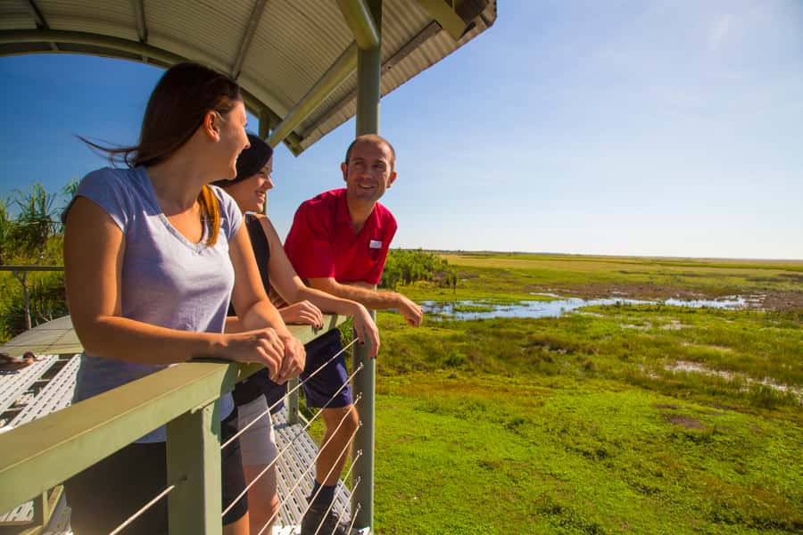Darwin: Adelaide River Half-Day Jumping Crocs Cruise - The drive from Darwin with AAT Kings