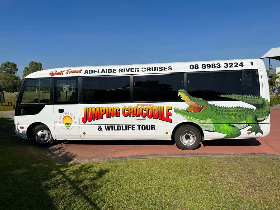 Darwin: The Croc Bus to the Famous Jumping Crocodile Cruise - Why the Adelaide River crocodiles are the star