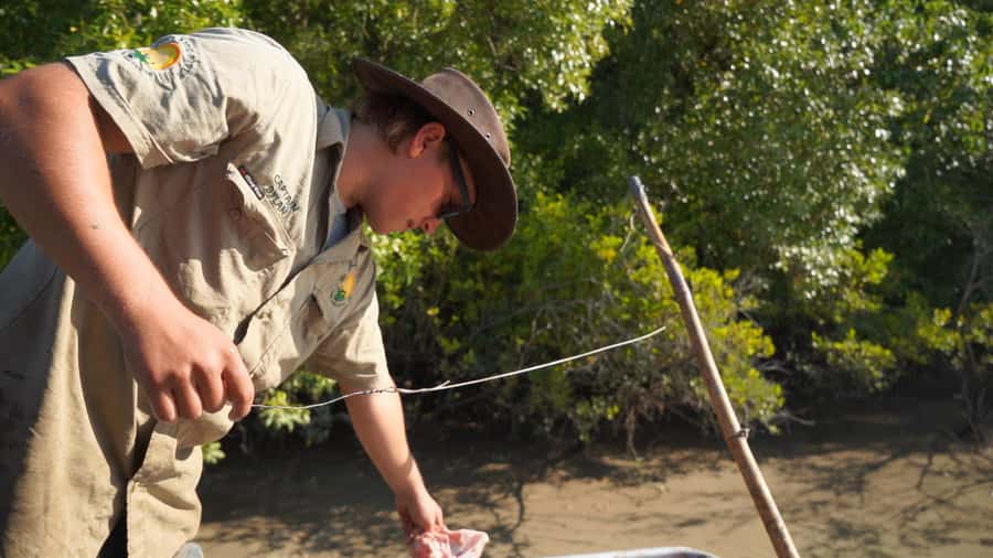 Darwin: The Croc Bus to the Famous Jumping Crocodile Cruise - What the one-hour boat ride feels like