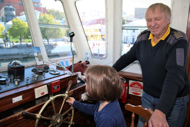 Derwent River Historic Harbour Cruise From Hobart - Lunch on the Derwent: more time and a one-course meal