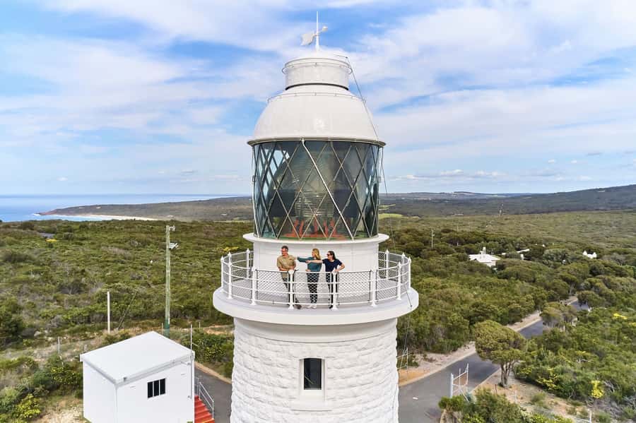 Dunsborough: Cape Naturaliste Lighthouse Guided Tour - The Lightkeepers’ Museum and the people behind the beacon