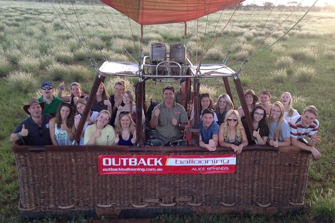 Early Morning Ballooning in Alice Springs - Wildlife and what you really see