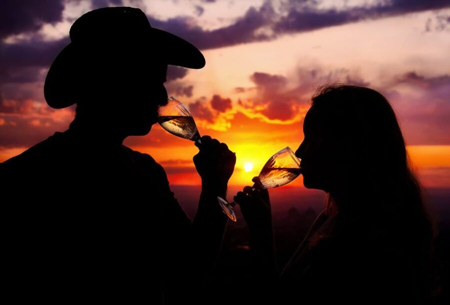 From Ayers Rock Resort: Uluru Sunset Barbecue Dinner - Food requests and practical limits