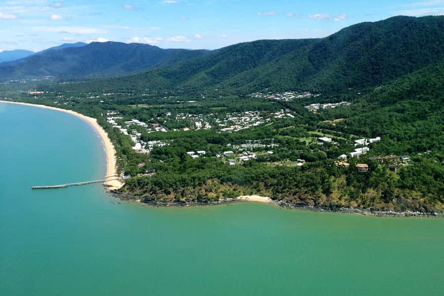 From Cairns: 40-Min Scenic Reef Window Seat Airplane Flight - Seeing the Great Barrier Reef from Cairns Airport