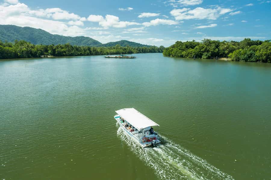 From Cairns: Daintree Rainforest & Cape Tribulation 4WD Tour - Ferry crossing and the long ride home