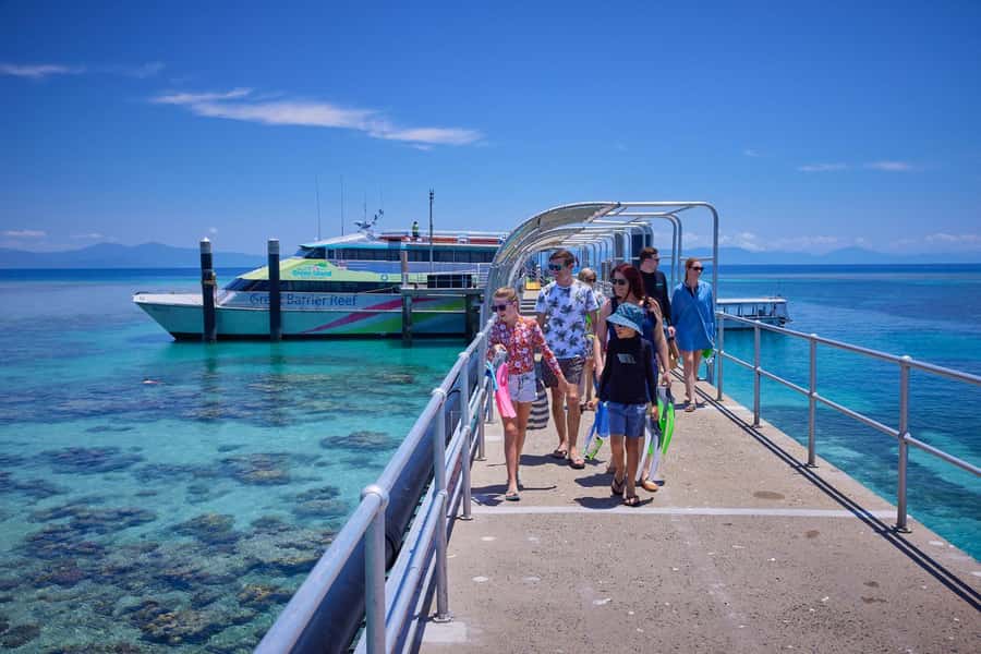 From Cairns: Green Island Half-Day Morning Cruise - A Comfortable Crossing on Reef Rocket