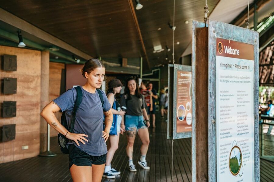 From Darwin: Kakadu Wilderness Escape Day Tour - The mini-coach, group size, and comfort