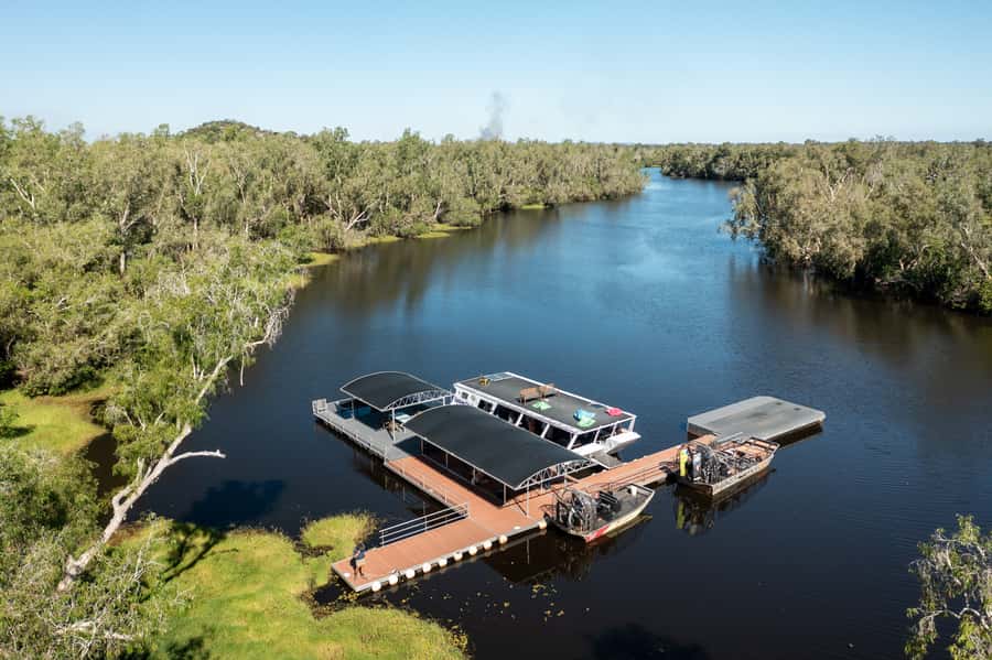 From Darwin: Top End Helicopter Ride & BBQ Cruise Day Trip - Guides who make the difference