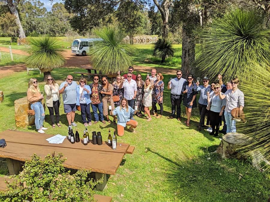 From Dunsborough/Busselton: Margaret River Wine Adventure - Woodfired pizza makes a filling midday stop