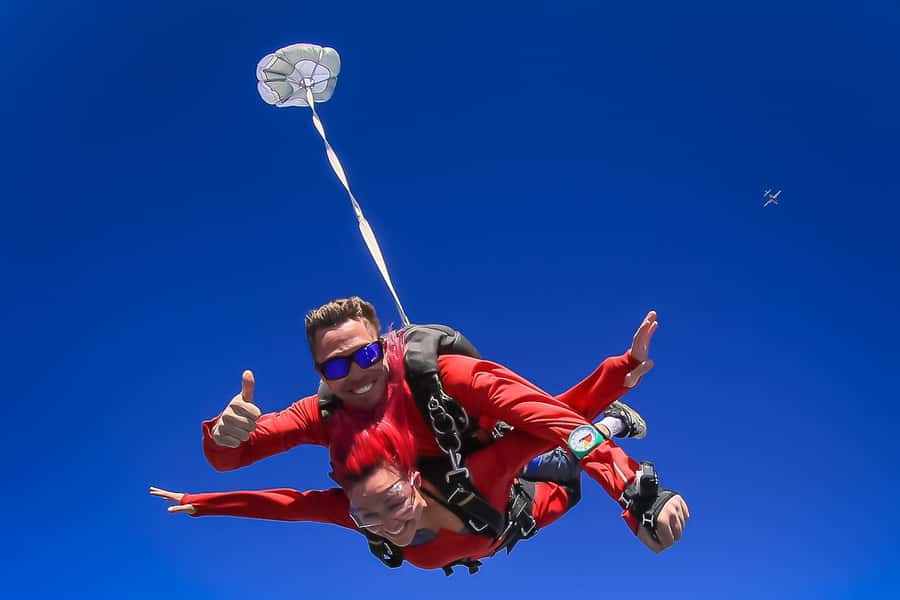 From Gold Coast: Tandem Skydive Experience over Byron Bay - Who will get the most from this jump