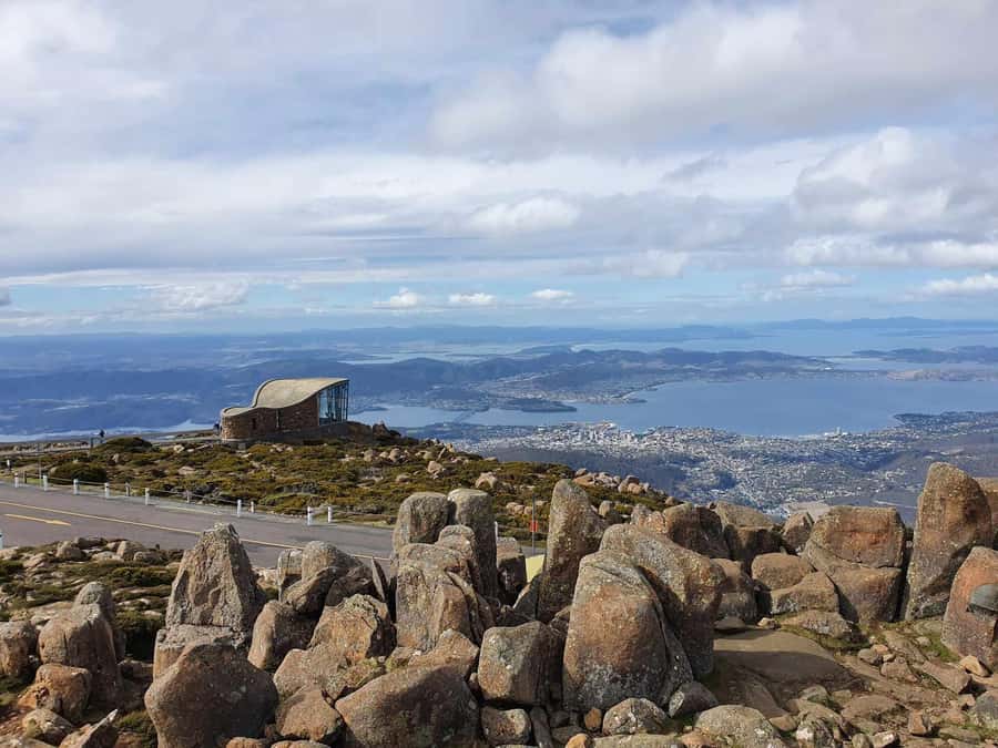 From Hobart: Mt Wellington Pinnacle 2 Hour Small Group Tour - From Davey Street to the foothills