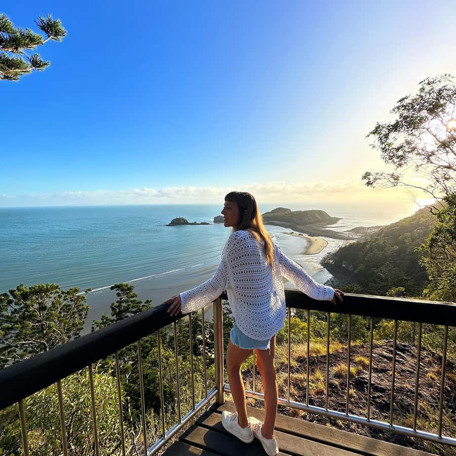 From Mackay: Wallabies on the Beach Sunrise Trip - Why the beach at sunrise is the main event