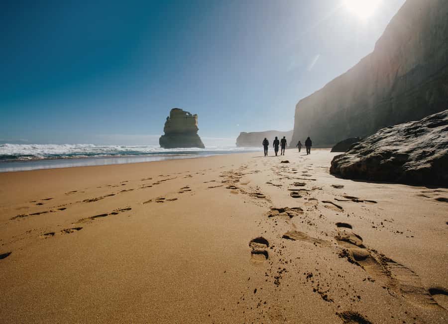 From Melbourne: 2-Day Great Ocean Road & Grampians Escape - The Shipwreck Coast and the 12 Apostles