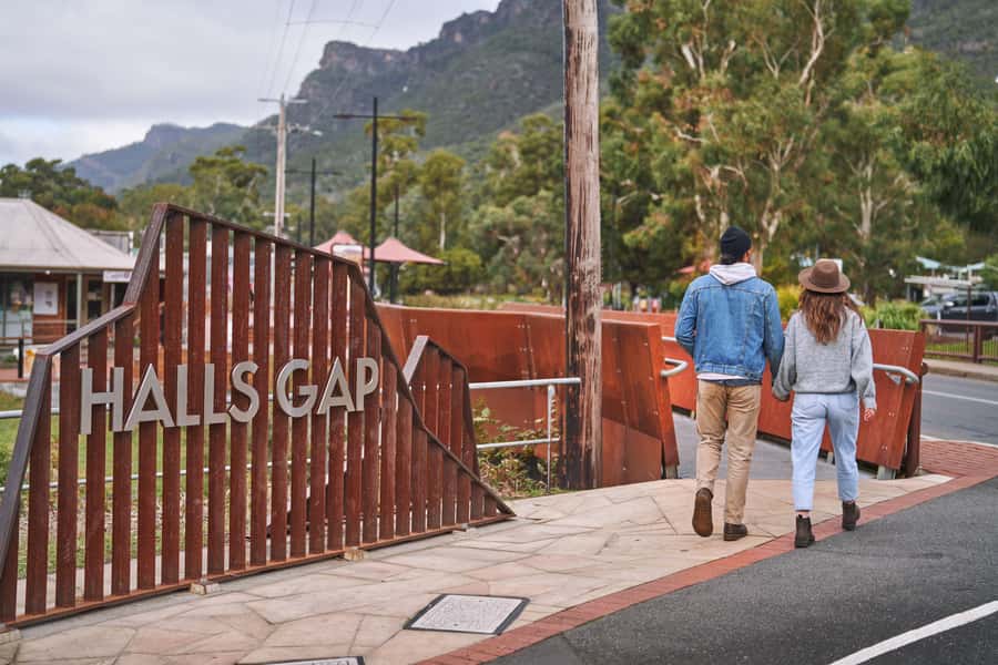 From Melbourne: Grampians National Park Small Group Tour - Halls Gap gives you time to reset