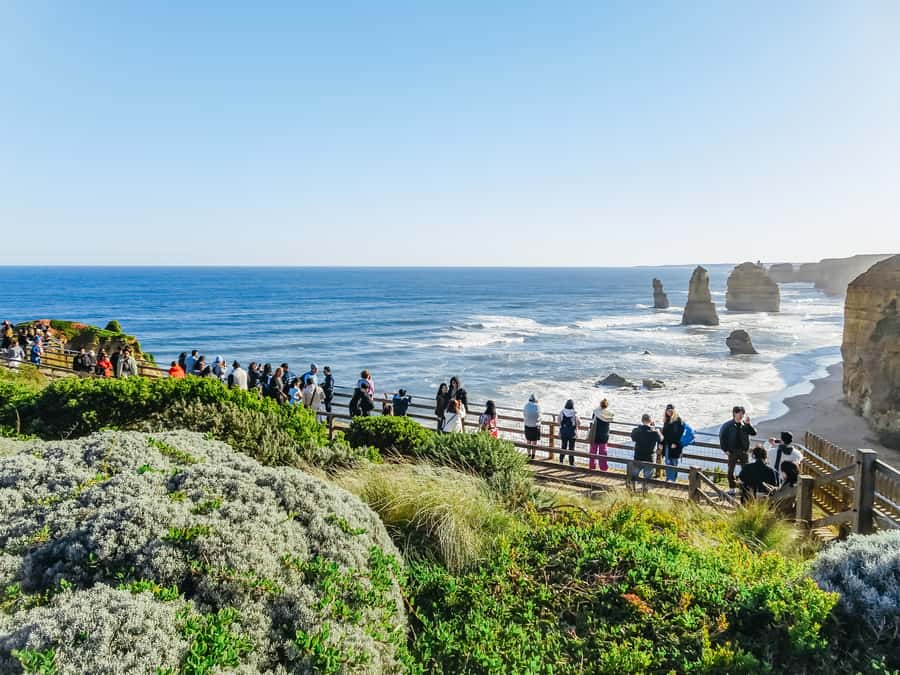 From Melbourne: Great Ocean Road, 12 Apostles, Wildlife Tour - The Pole House and the Great Ocean Road sign