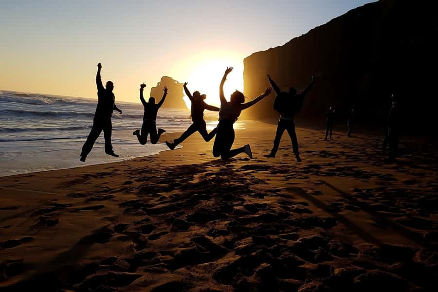 From Melbourne: Great Ocean Road Full-Day Sunset Tour - The Twelve Apostles at sunset