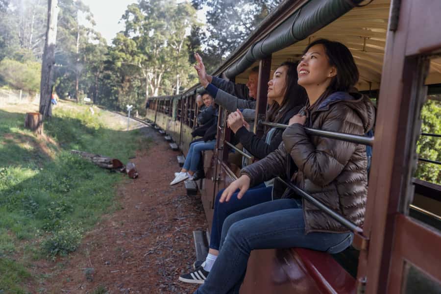 From Melbourne: Puffing Billy Steam Train & Wildlife Tour - Belgrave to Lakeside through the Dandenong Ranges