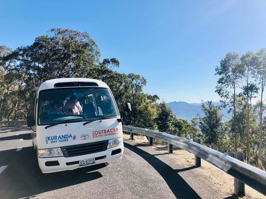 From Port Douglas: Atherton Tablelands Adventure - Guides, transport and the pace of the day