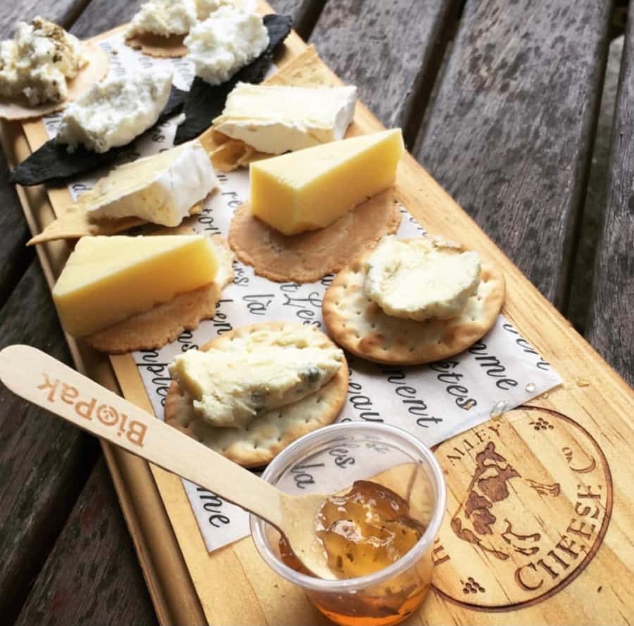 From Sydney: All Inclusive Boutique Hunter Valley Wine Tour - First and second tastings: a useful contrast