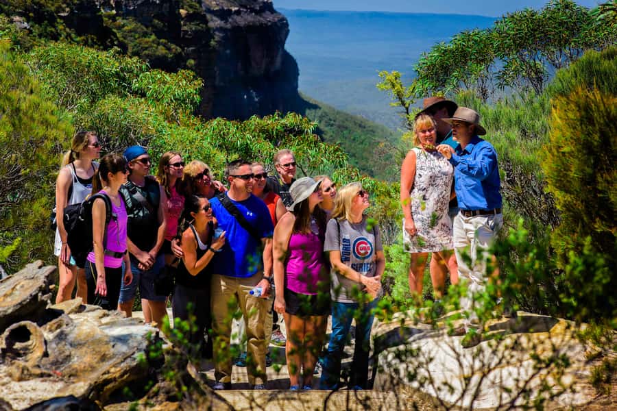 From Sydney: Blue Mountains Small-Group Tour Picnic & Hike - Eaglehawk Lookout and the Three Sisters