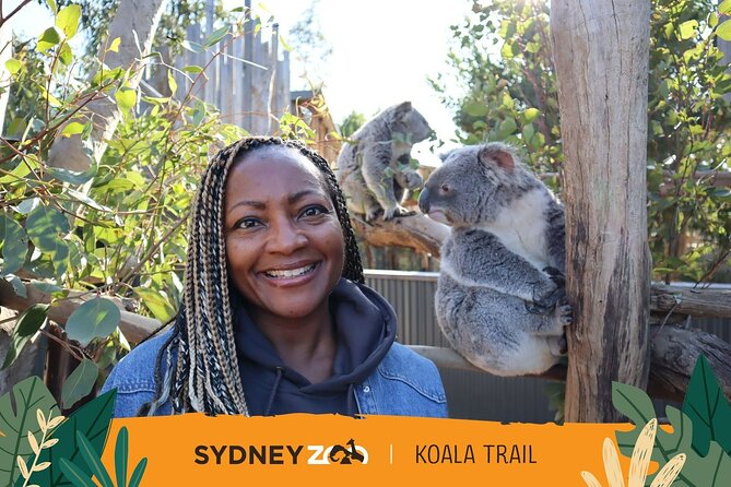 From Sydney: Blue Mountains with Zoo, Koala Photo & Scenic World - Leura gives you an hour to eat and wander