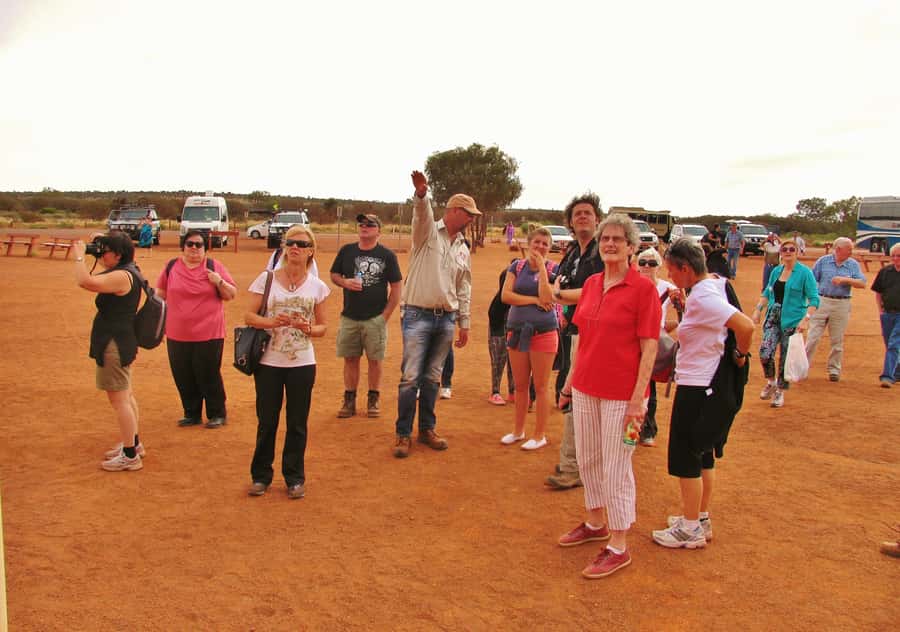 From Yulara: Uluru Tour and Sunset BBQ - Key points to know before booking