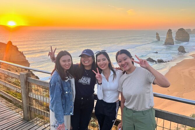Full-Day Great Ocean Road and 12 Apostles Sunset Tour from Melbourne - Loch Ard Gorge and the Shipwreck Coast