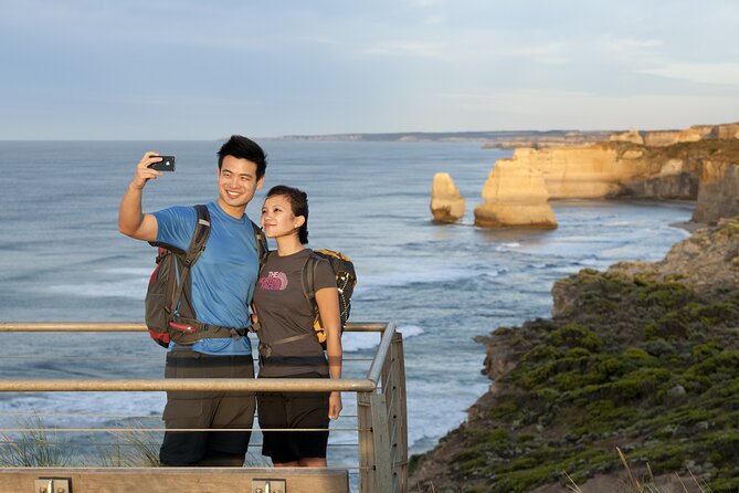 Full-Day Great Ocean Road and 12 Apostles Tour - The Memorial Arch tells the road’s story