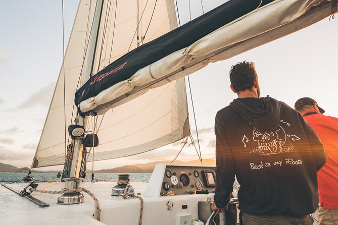 Full-Day Whitsunday Sail and Snorkel Adventure with Lunch - The long return and sunset over the Whitsundays