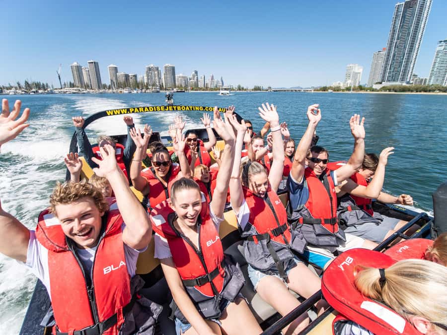 Gold Coast: 1-Hour Extreme Jet Boat Ride - From Cavill Avenue to the Broadwater