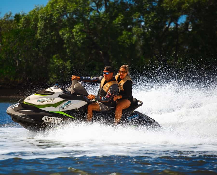 Gold Coast: 1-Hour Jet Ski Ride -No slow zones + Free Photos - Timing, clothing, and practical preparation