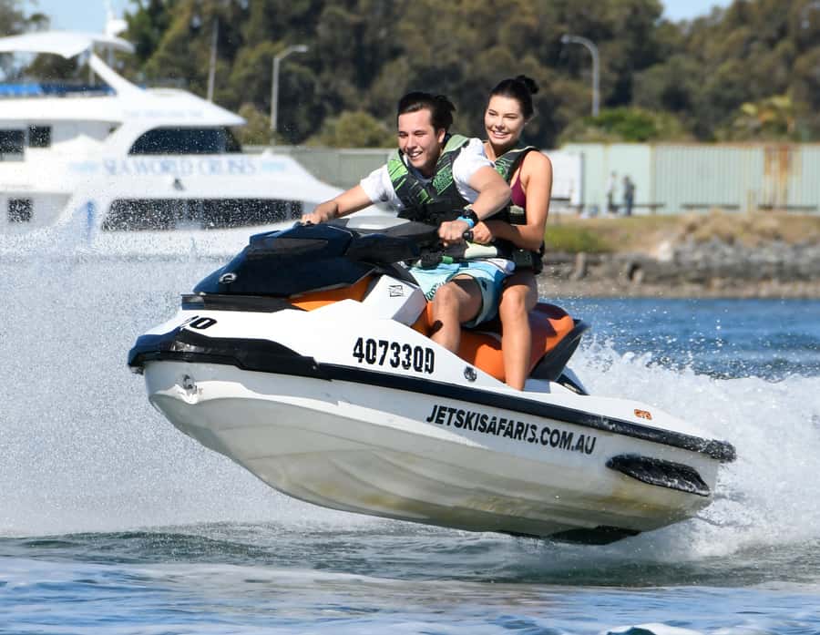 Gold Coast: 30 min Jet Ski Hire - No Slow Zones - Meeting at the marina behind the blue shop