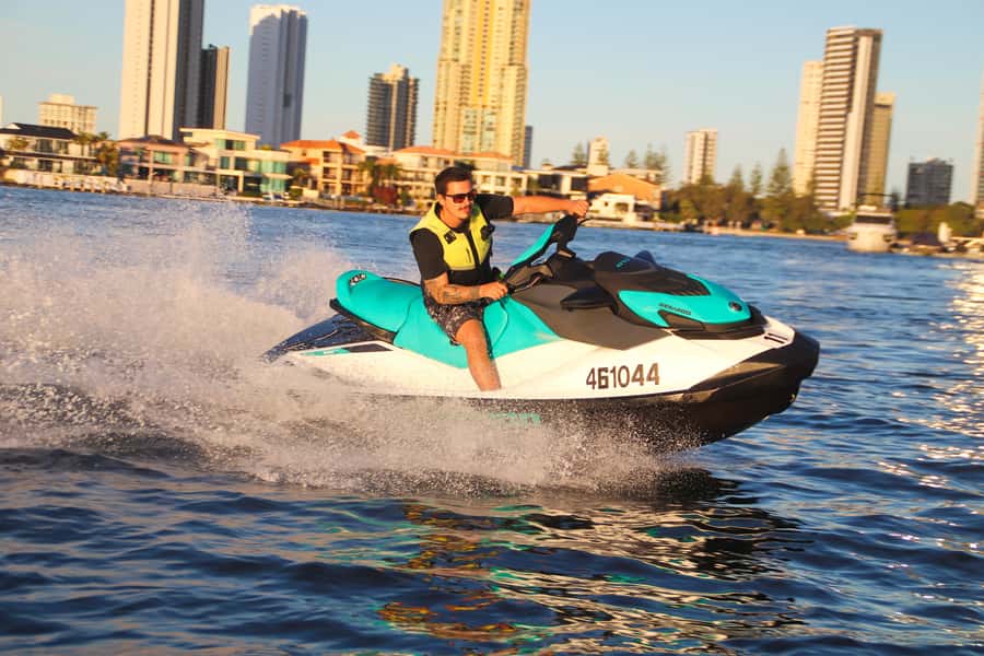 Gold Coast: 30-Minute Jet Ski - No Slow Zones - Free Photos - Thirty minutes of open-water riding